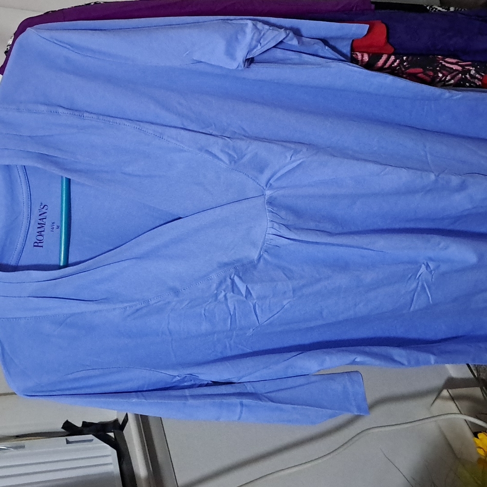 Tunic - Picture 2 of 3